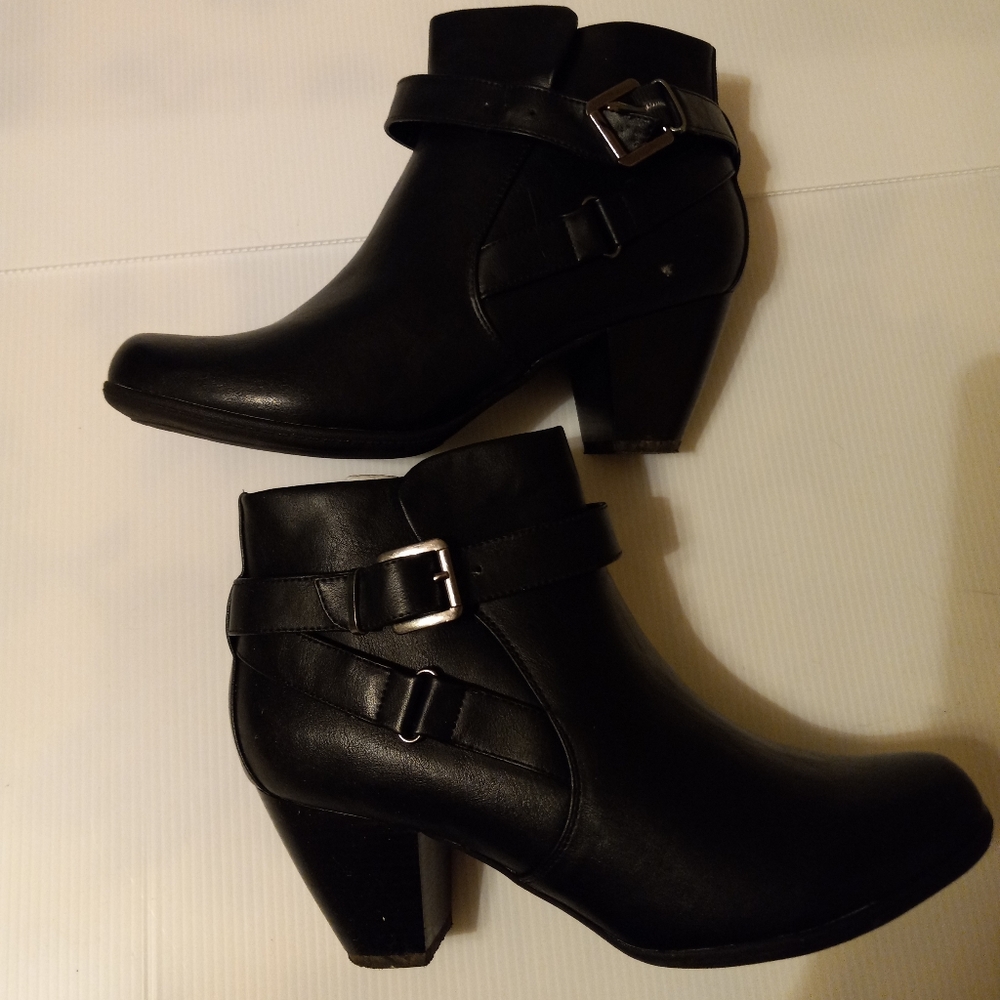 Ladies ankle boots